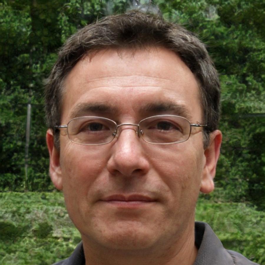 Учасник онлайн-курсу романтичного письма